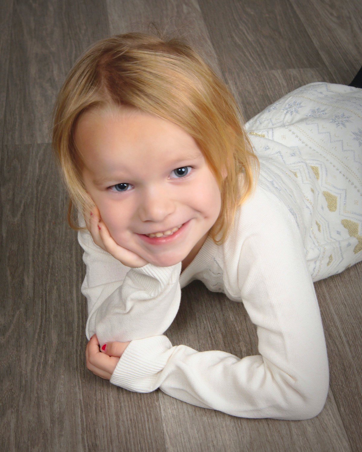 Lizzie%20 %20on%20the%20floor